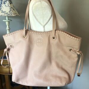 Tory Burch leather tote 💗👜💗